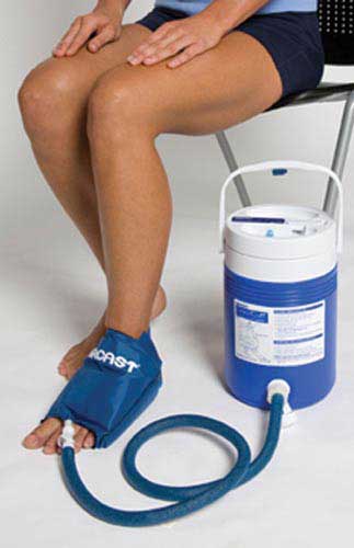 Aircast Cryo/ Cuff System- Med Foot & Cooler product image